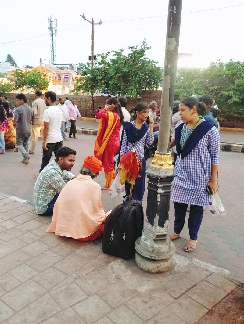 Volunteer helping elderly